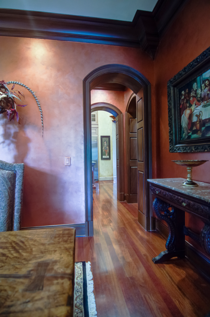 Diningroom Copper metallic wall glaze and wood glazed trim.