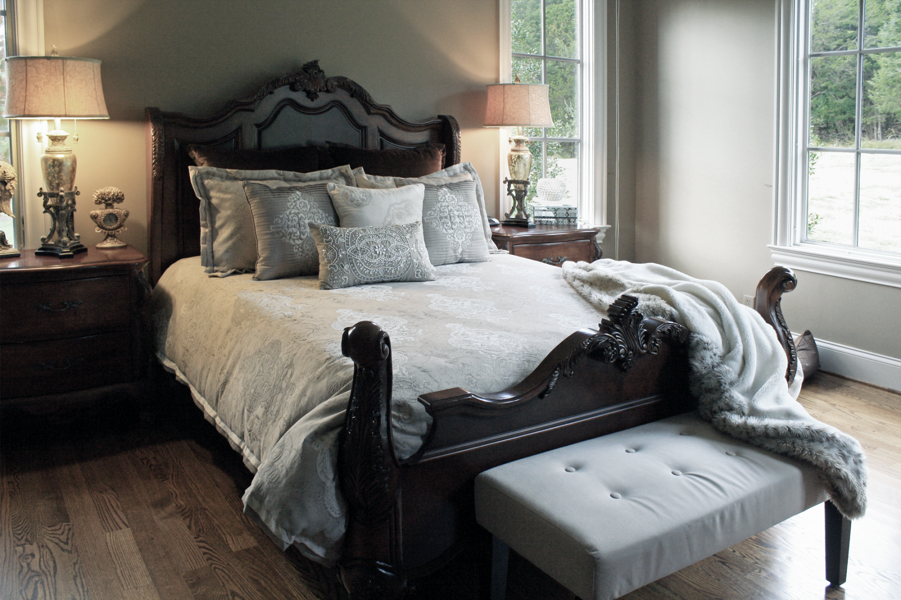 Master bedroom with custom color palate and painted professionally by faux decor