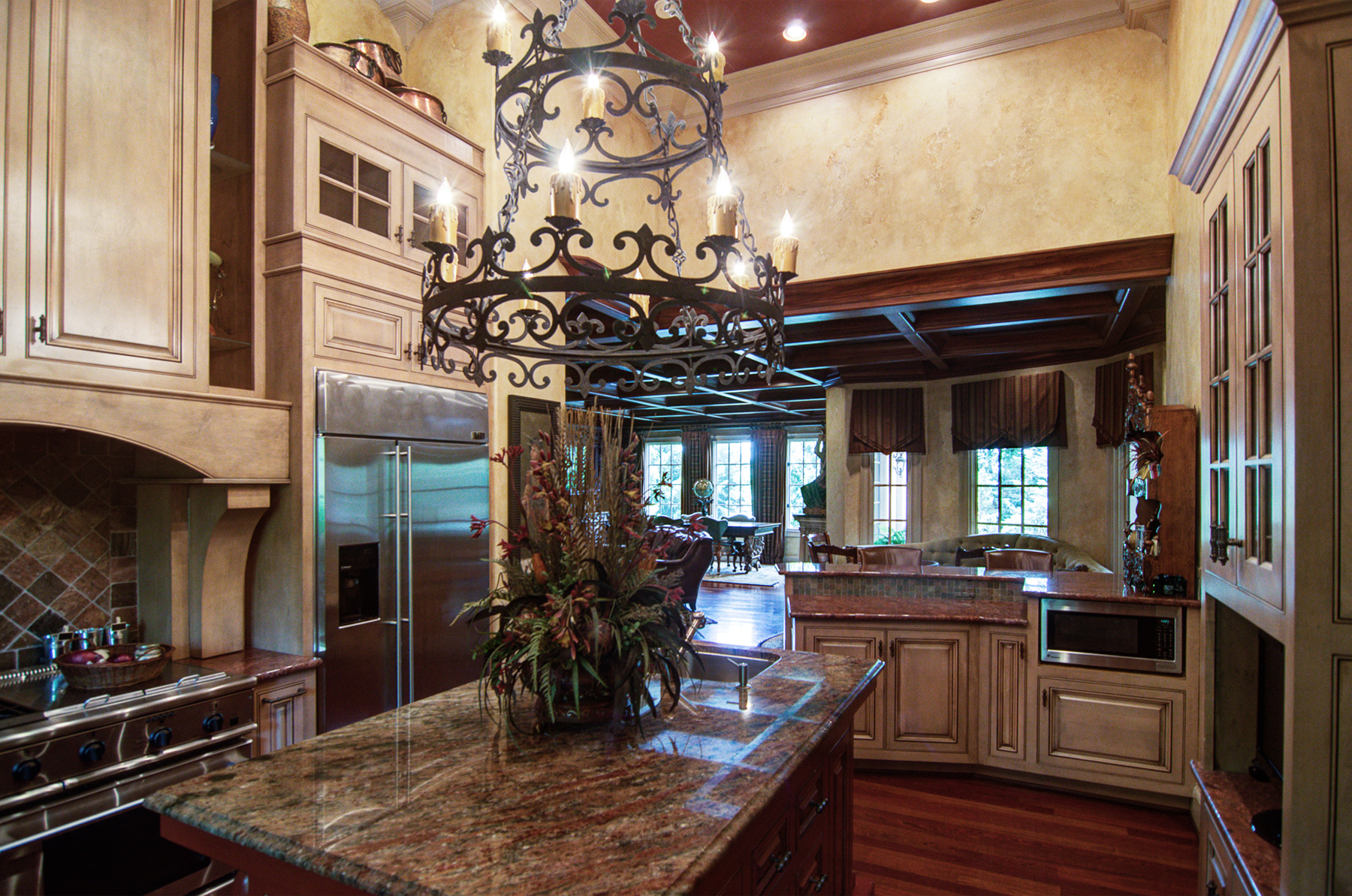 Tuscan plaster walls are perfect with warm colored cabinet glazing in this Brentwood client’s kitchen. Stunning!